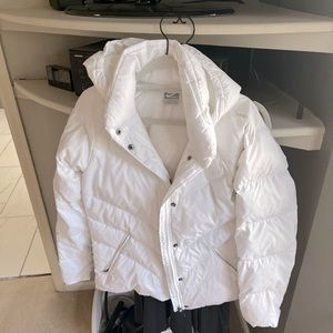 Large Womens Puffy Nike Coat